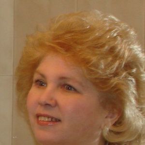 Meet your Posher, Gloria